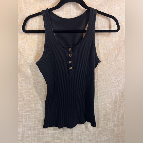 3/$15 Black Button Ribbed Tank Top. Great basic and very stretchy. - Picture 3 of 7